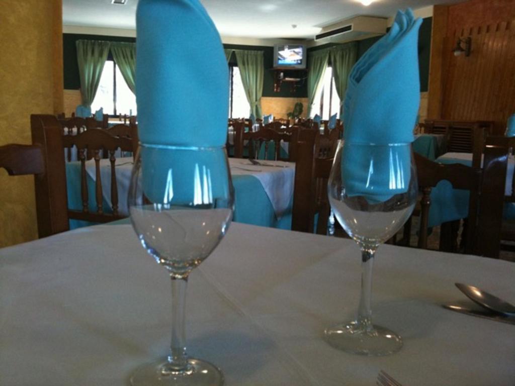 Hotel Restaurante Jarilla Esterno foto